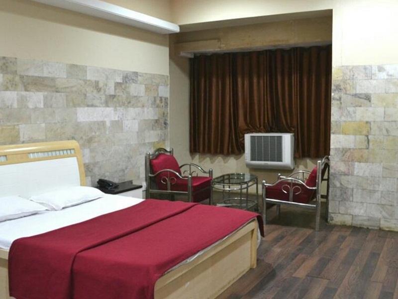 Hotel Evergreen Mumbai Kültér fotó